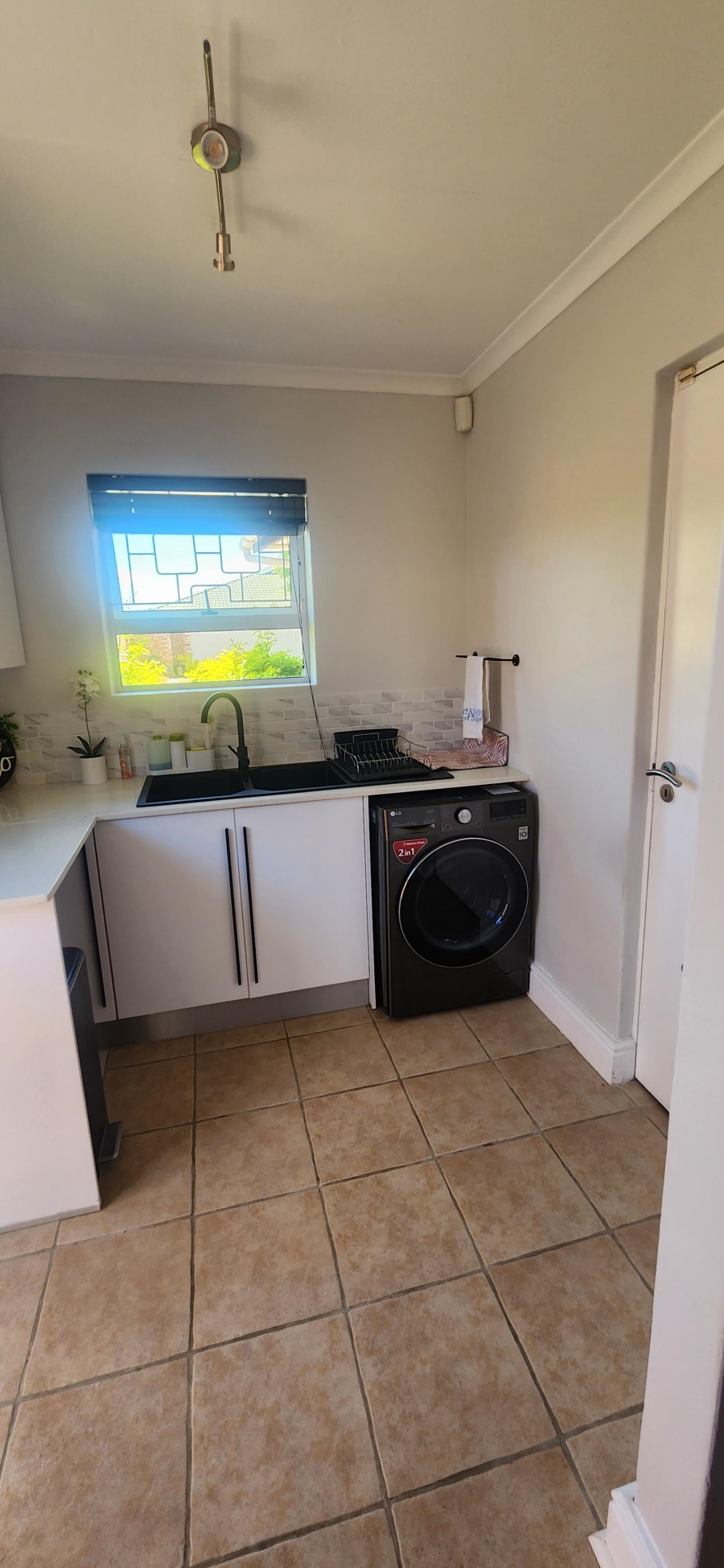 To Let 3 Bedroom Property for Rent in Summerstrand Eastern Cape